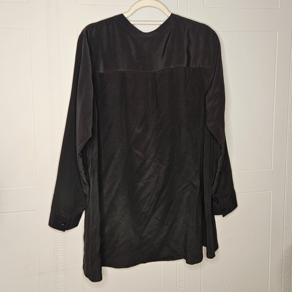Talbots Woman Black Long Sleeve Round Neck Blouse Pockets 14W Quiet Luxury - Picture 2 of 12